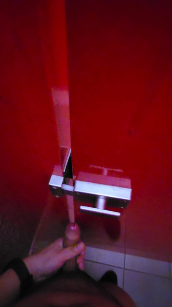 红色小妞与大间隙撸撸 - 第2部分