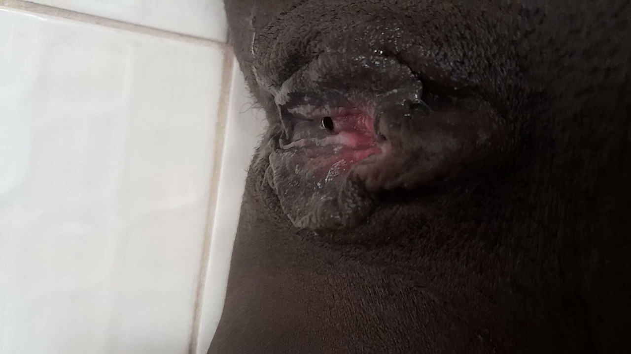 Hot Pussy dripping cum on ovulation day