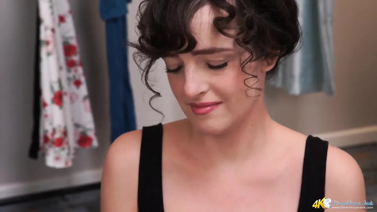 Downblouse Assistant - JOI