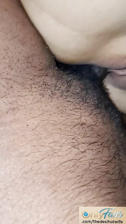 Kleine pik doet het niet diep in de vagina en brengt geen orgasme