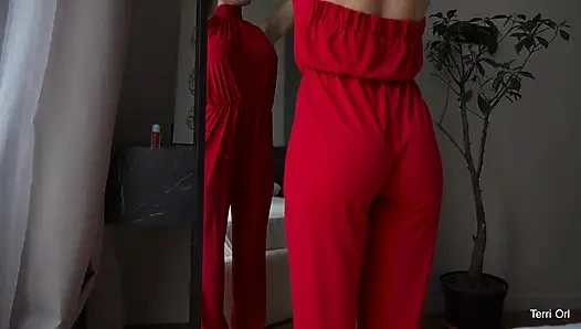 The horny wife was late for the concert because she wanted to suck a big dick and got cum in her pussy - he came twice