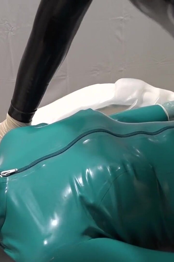 An amateur bothers a dominatrix, cum ower neck, life bug