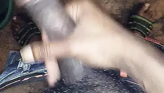 Un grande cazzo nero piscia nel lavandino bando bbc fetish