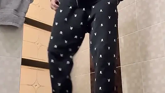 Gettodan Heteroseksüel Olan Twink, Eşinin Şakasını Takdir Etmedi