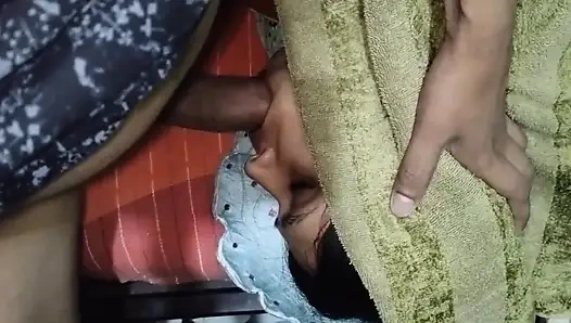 Ağız sikişi derin gırtlak ağzına boşalma