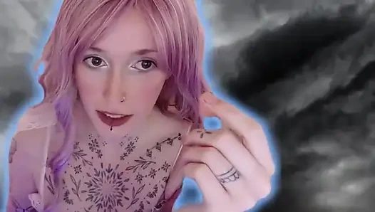 Giantess v0re bakış açısı fantezi peri dev kadın yüksek cal insan avlarını yutuyor - boğaz şişkinlik yutuyor ve sindirme azdırıyor!