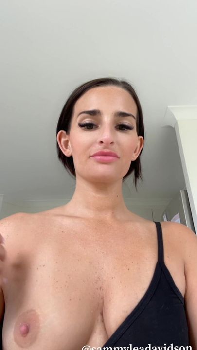 Aussie pornstar sammy lea davidson được táo tợn với boob chơi