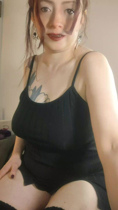 Cati quente agora aqui