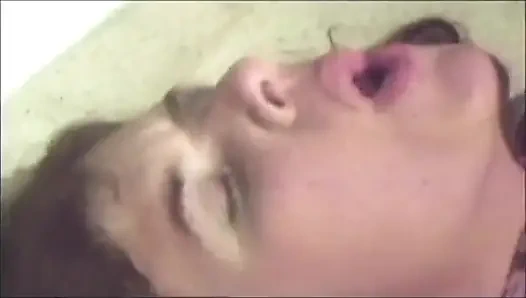 Винтажное порно: огромный член John Holmes шпилю сногсшибательную шлюху в черных чулках