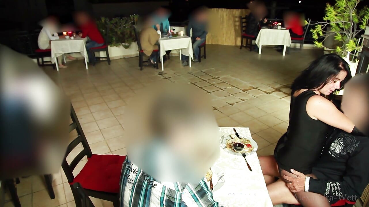 Seni restoranda sikeceğime bahse girdin mi??