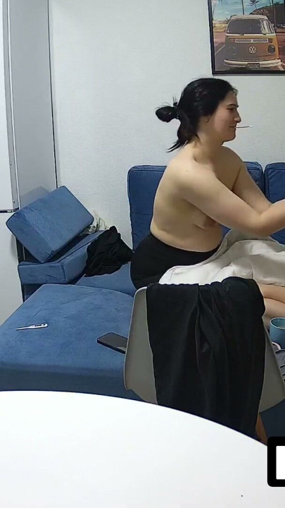 LUUV. Vilika 和 Elika 拍攝真實業餘、自製化妝教學 | 片段 2