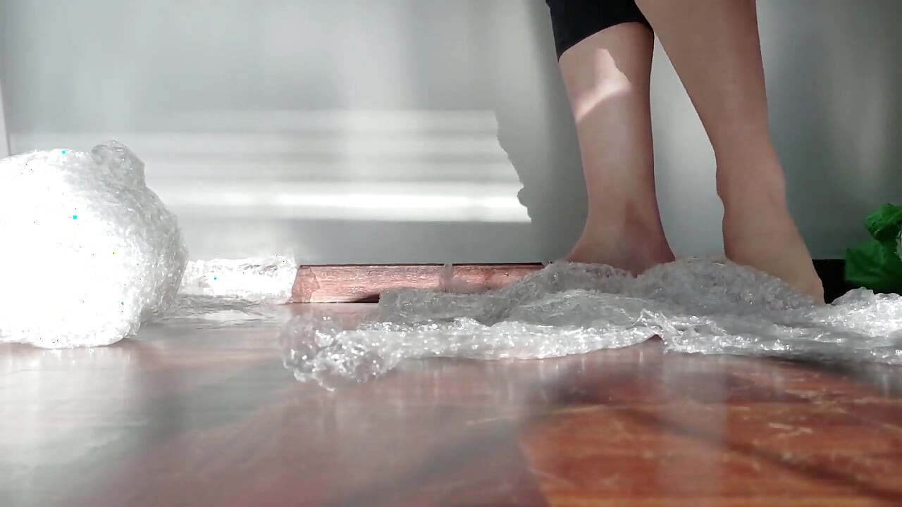 Barefoot Asmr Standing on Bubble Wrap