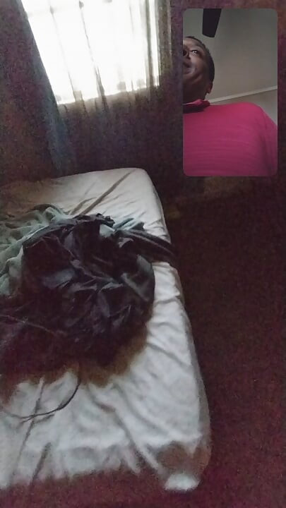 プロアスリートとC.I.Aシェフ、そして善良な異人種間愛。