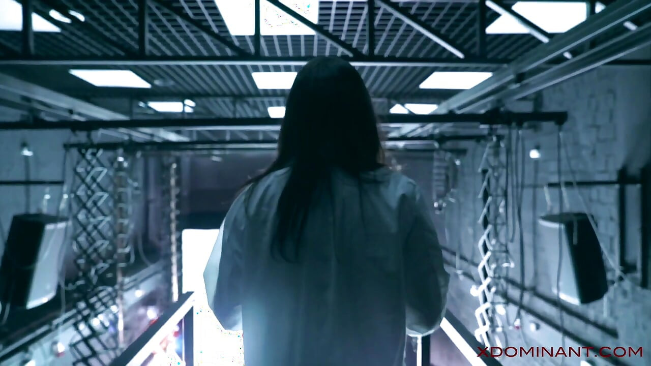 Xdominant 018 - Lesbian fucking in the swimming pool