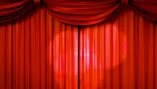 Get a Load of This Chicken Breast! Goldie Cosplay