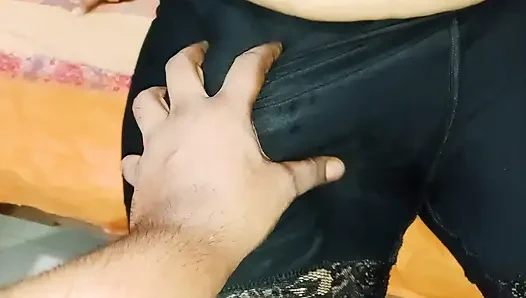 Bangladeshi sexy kotha bhabi malta kora purai gutum gutum 🫣
