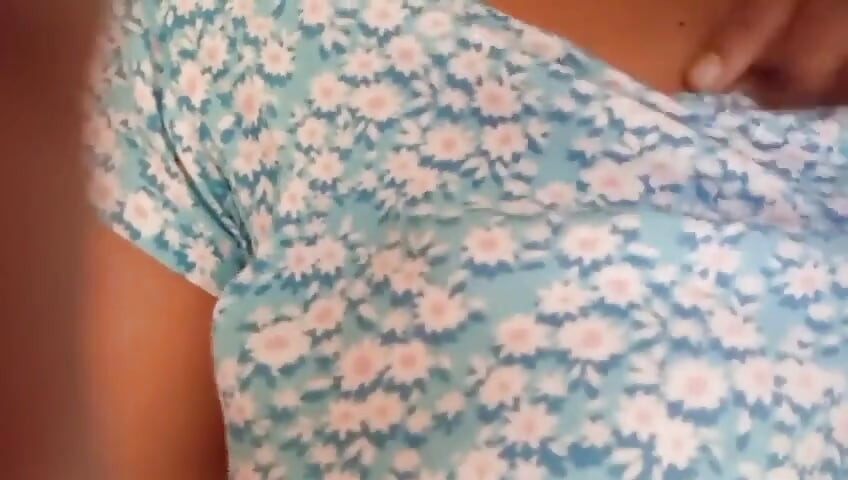 Indijska glumica Anne masturbacija savršenih nogu sa uskom pičkom i sočnim dupetom