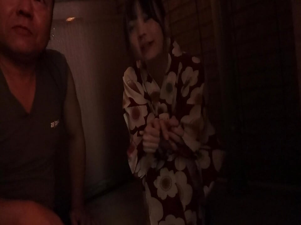 Uspomena na letnju noć sa Hiyori pretvara se u razigrani i intimni susret kućne posete