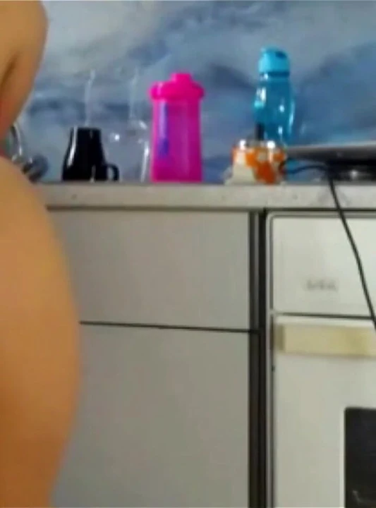 Exploring Big Booty Fantasies in the Kitchen | a Sizzling Twerk