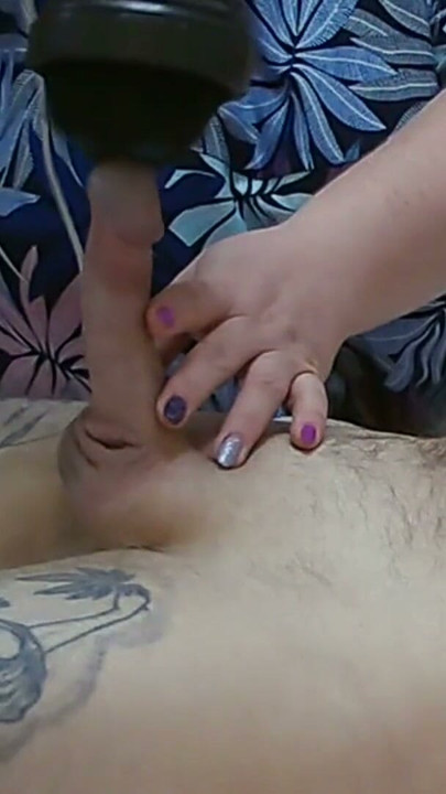 Penis masajı mastürbasyonu ve boşalma | Klip 1