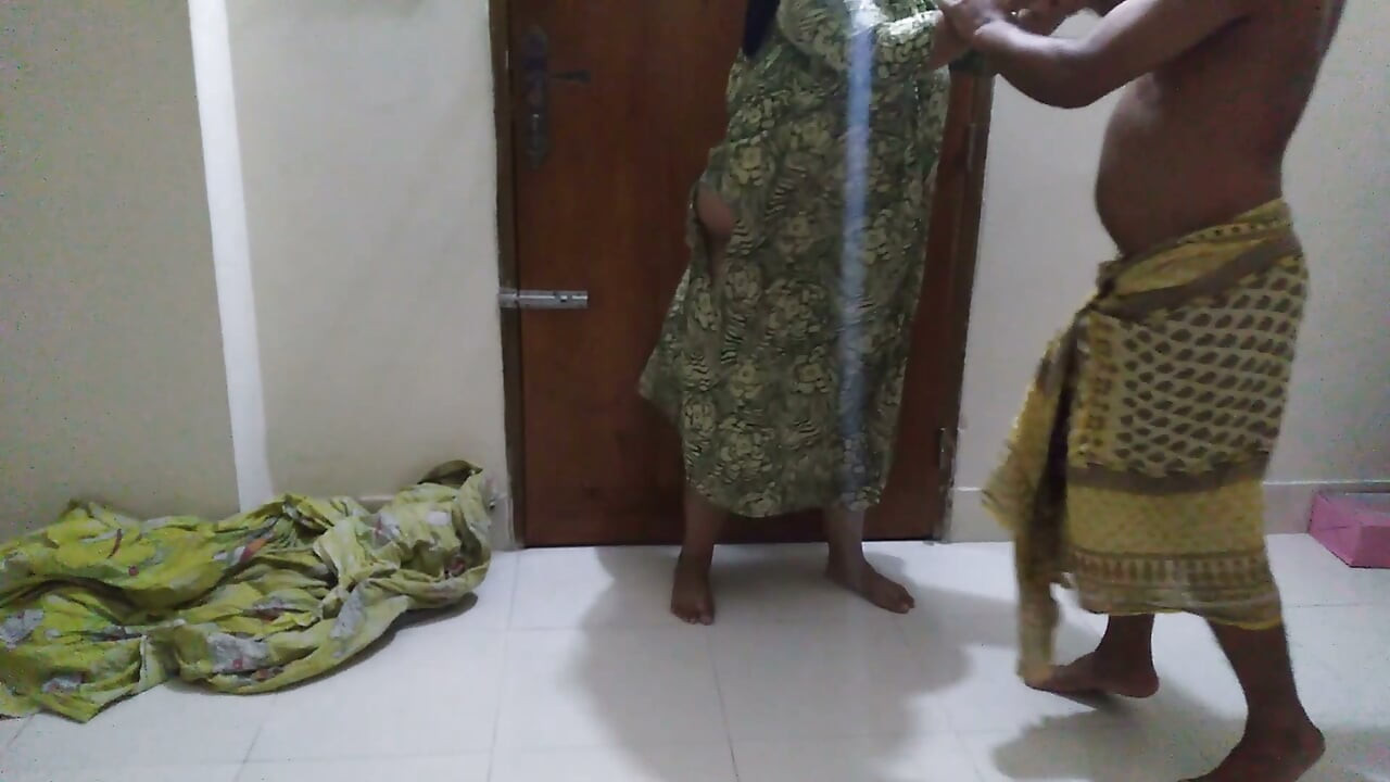 Fuck Neighbor Big Ass Stepaunty and Cum on Her Back