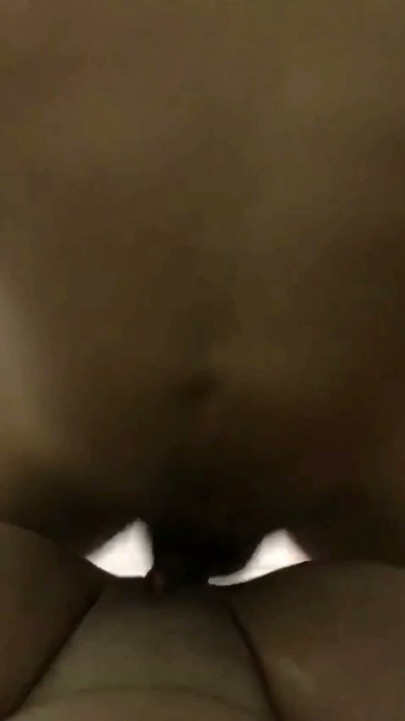 女性射精与许多巨大的喷在得到与大鸡巴操逼.