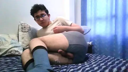 Muhteşem twink boşalıyor