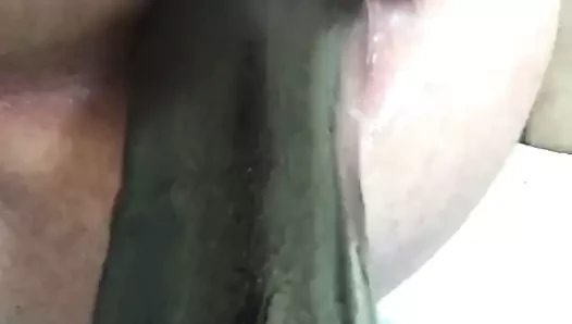 Götümde büyük dildo