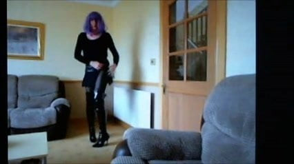 stooge whore