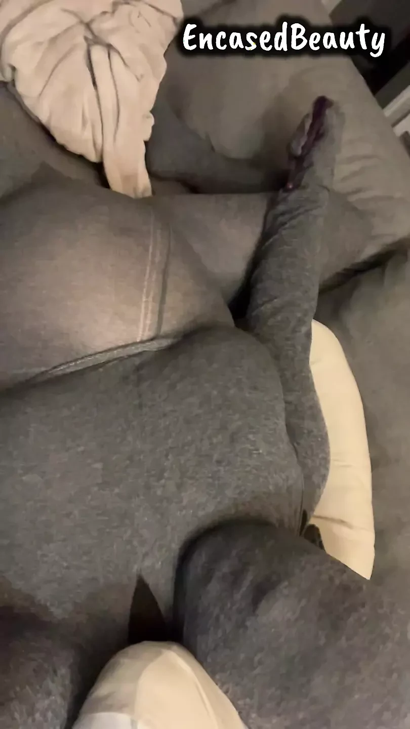 HÖGT inneslutet dubbel orgasm