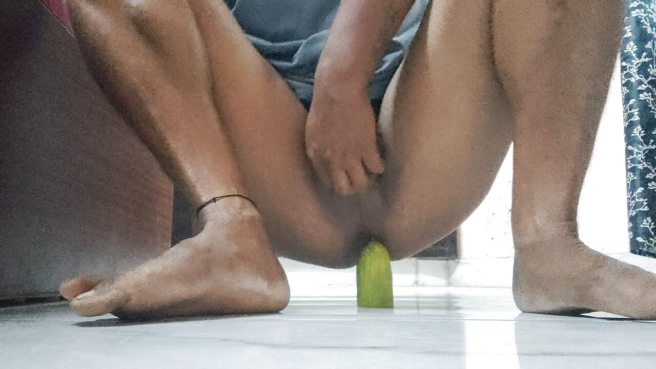 Hand job pyar se karna ji Stepmom yeh hai ki main mafi chahta
