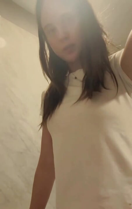 Saya menelan kencing saya!