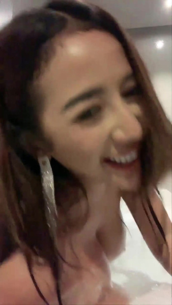 Epic moment from "Indonesian model video call sex scandal leaked"