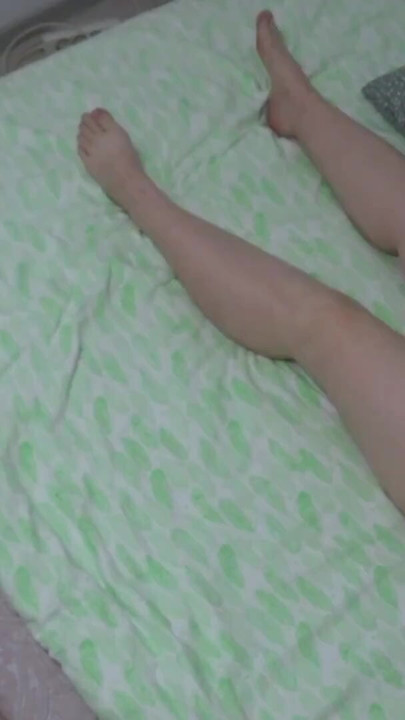 Mature wife starts the morning with masturbation, the camera in bedroom is watching. Does your day start with an orgasm? | Clip 1