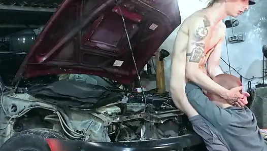Sexy Mechanic Vilu Vidish Gets Pounded Toyota Ae101