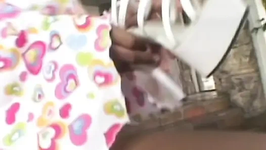 Fransa'dan büyük götlü zenci bebek büyük zenci yarağı tarafından sikiliyor