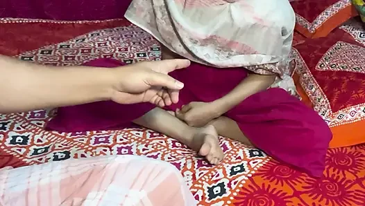 Ngentot sama saudara tiriku waktu dia dientot habis-habisan