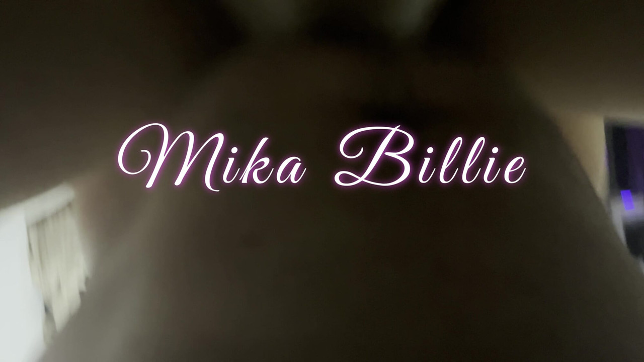 Intro de Mika Billie