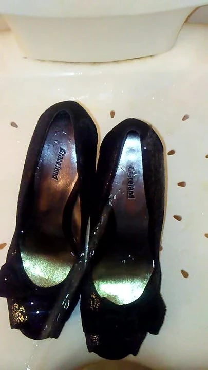 HeelGoddess's heels pissed last time