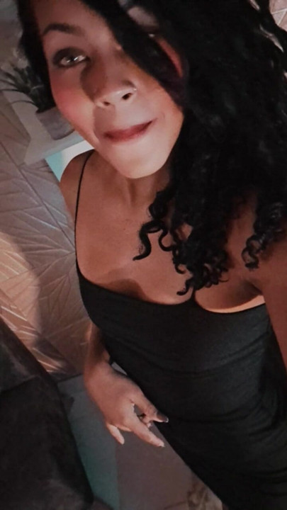 Bugün en sevdiğin dikkat dağıtıcı şey olacağım şimdiden söyleyebilirim