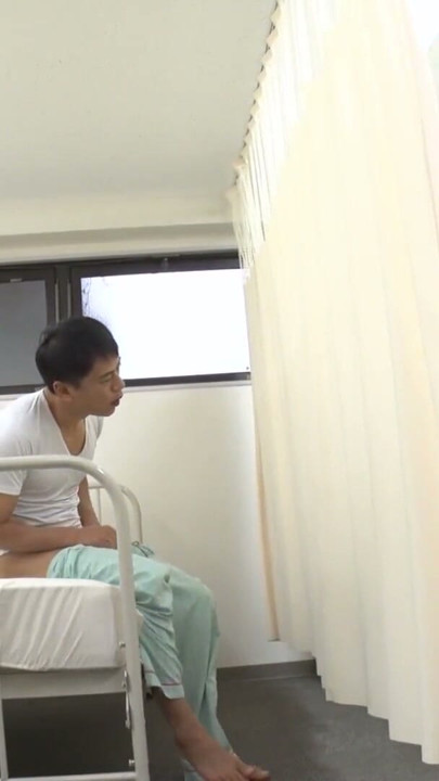 ASIAN JAPANESE PORN BLONDE BITCH GETS A DP AFTER GETTING | Clip 1