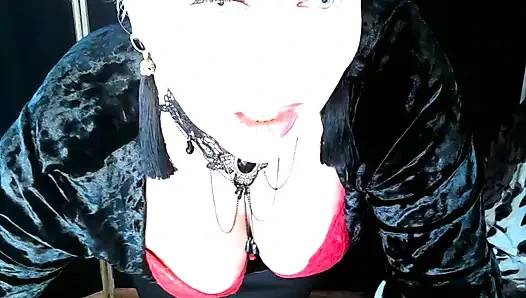 Olgun evli web kamerası sürtüklerinin dört sulu gösterisi... ))