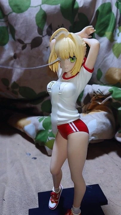 nero bukkake