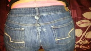 Сперма на жене в джинсах Ae