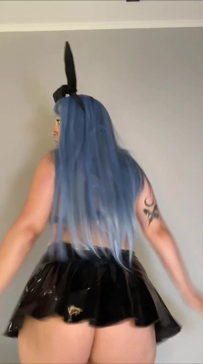 She can do whatever you want! Onlyfans in bio! 🍀