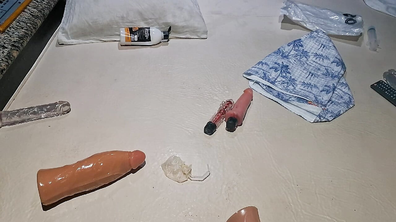 I want to be a naughty slut on top of your hot cock come fuck me