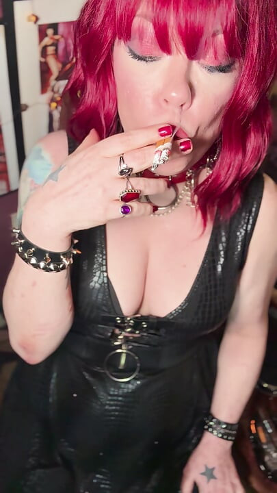 Goth Girl Tina Snua Joins 2 Cigarettes Together & Gives You A Smoke Show - Smoking Smoker