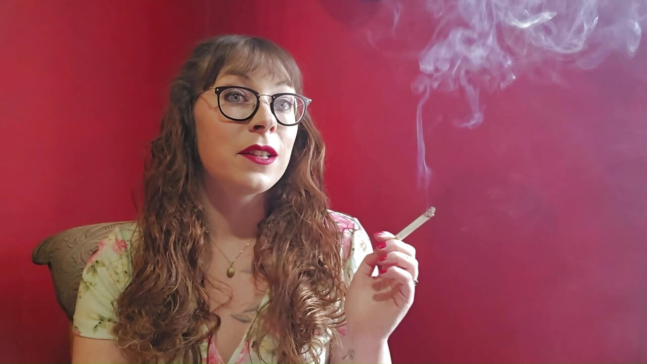 Would I date a non-smoker, and other smoking fetish questions answered