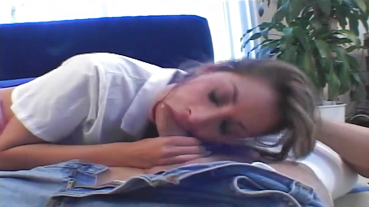 亚洲荡妇被狠狠操并喷射进嘴里