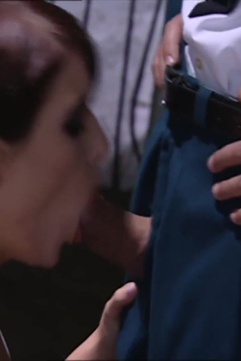 Erotisk spil med uniformer